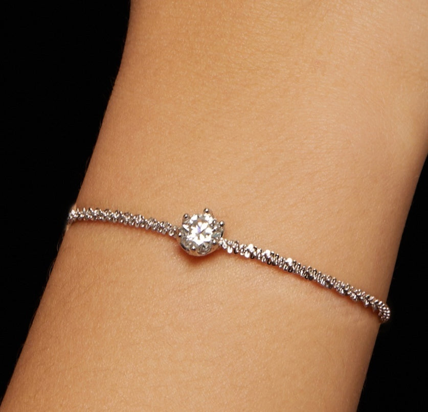 The Élodie Diamond Line