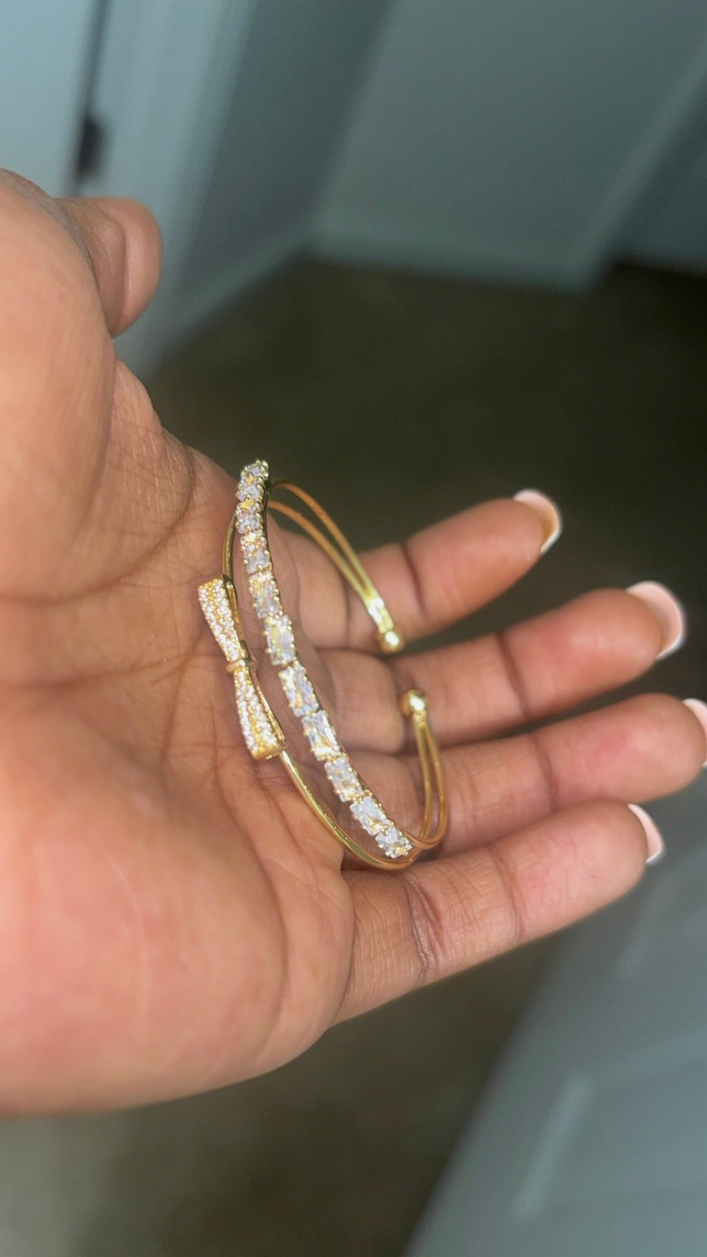 Cordelia Sparkly Gold