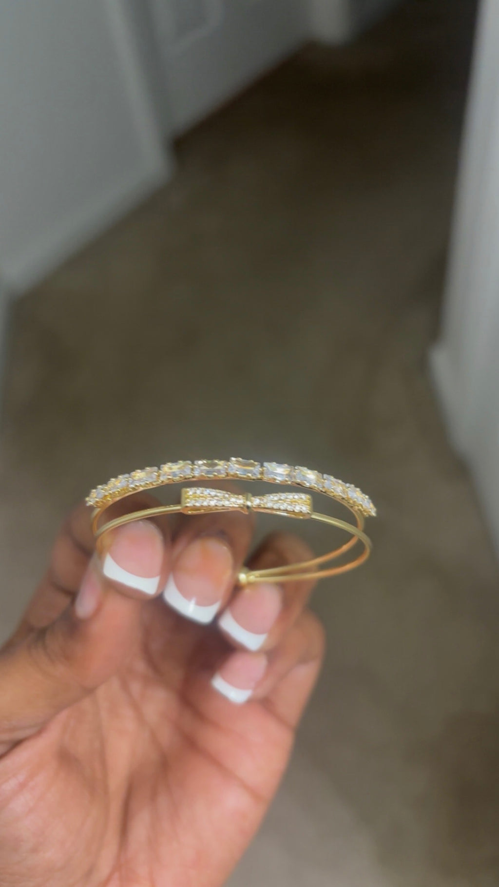 Cordelia Sparkly Gold